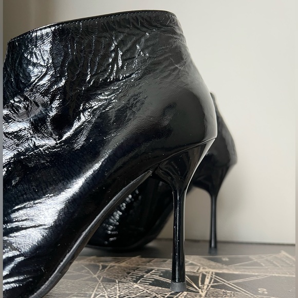 Le Chateau - Black stiletto booties - Picture 5 of 13